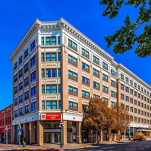 Western Carlton Plaza Hotel