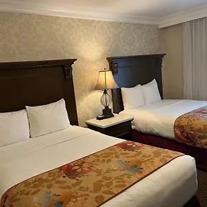 Arbutus Motel
